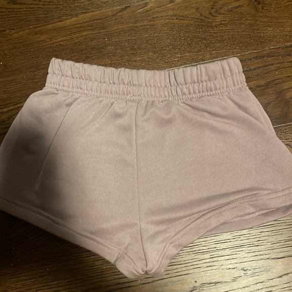 Women’s purple pink XS SHEIN comfy shorts - Picture 2 of 3
